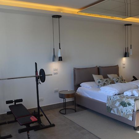 Blue Dream Hotel مونسيليسي المظهر الخارجي الصورة