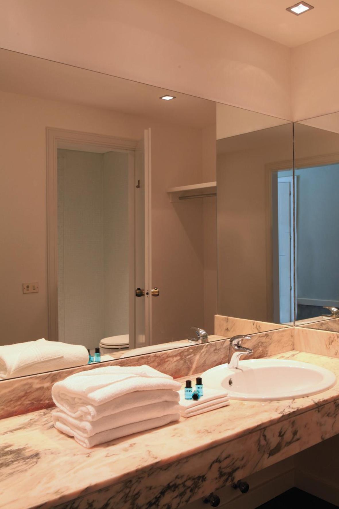 Blue Dream Hotel مونسيليسي المظهر الخارجي الصورة