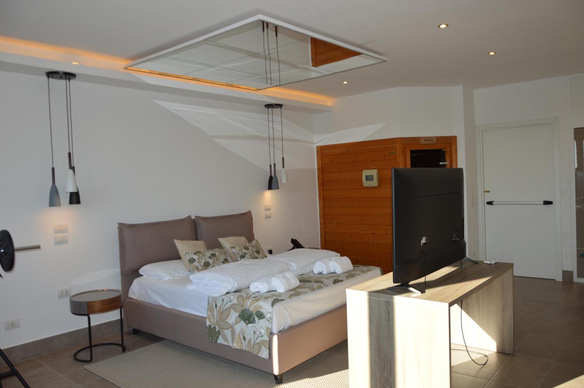 Blue Dream Hotel مونسيليسي المظهر الخارجي الصورة