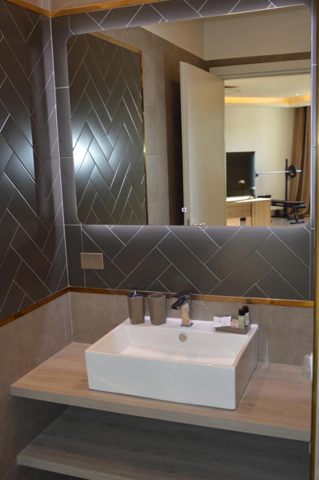 Blue Dream Hotel مونسيليسي المظهر الخارجي الصورة